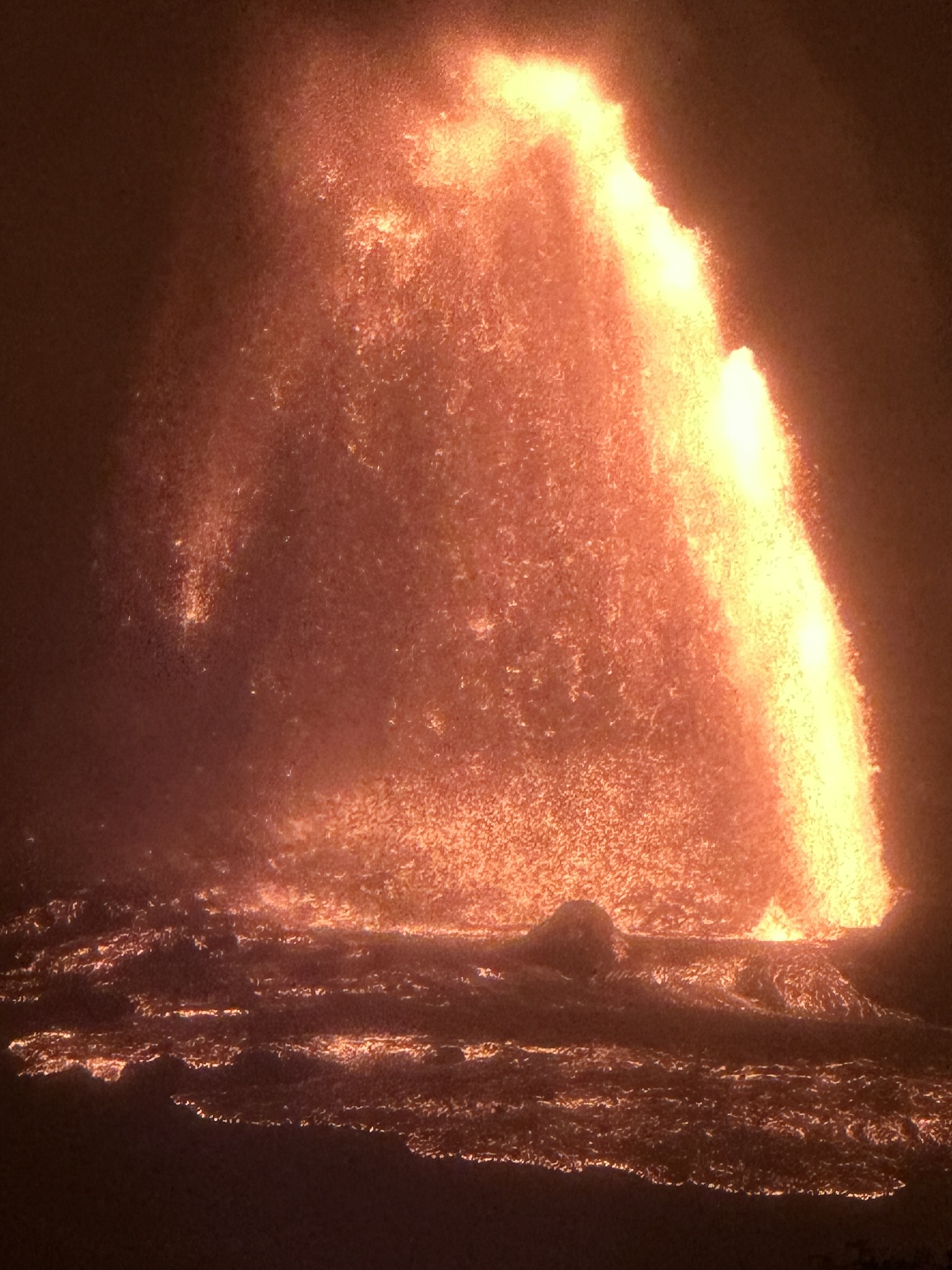 Hawaii - Kilauea Erupting - Image 525