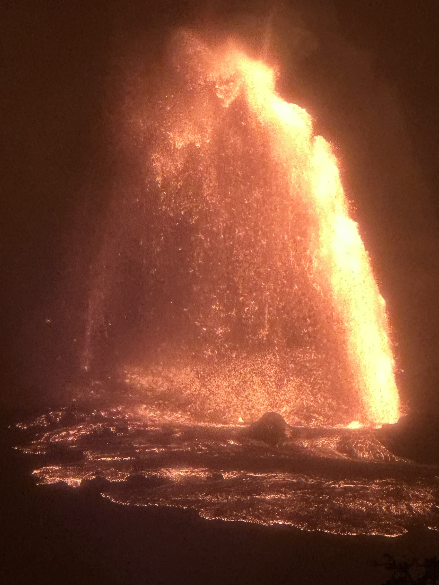 Hawaii - Kilauea Erupting - Image 526