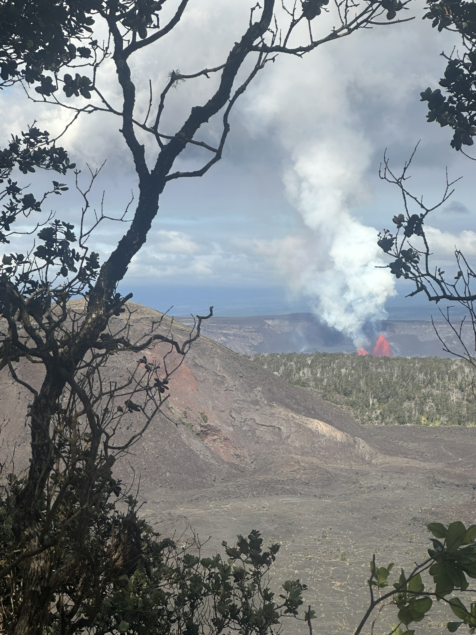 Hawaii - Kilauea Erupting - Image 692
