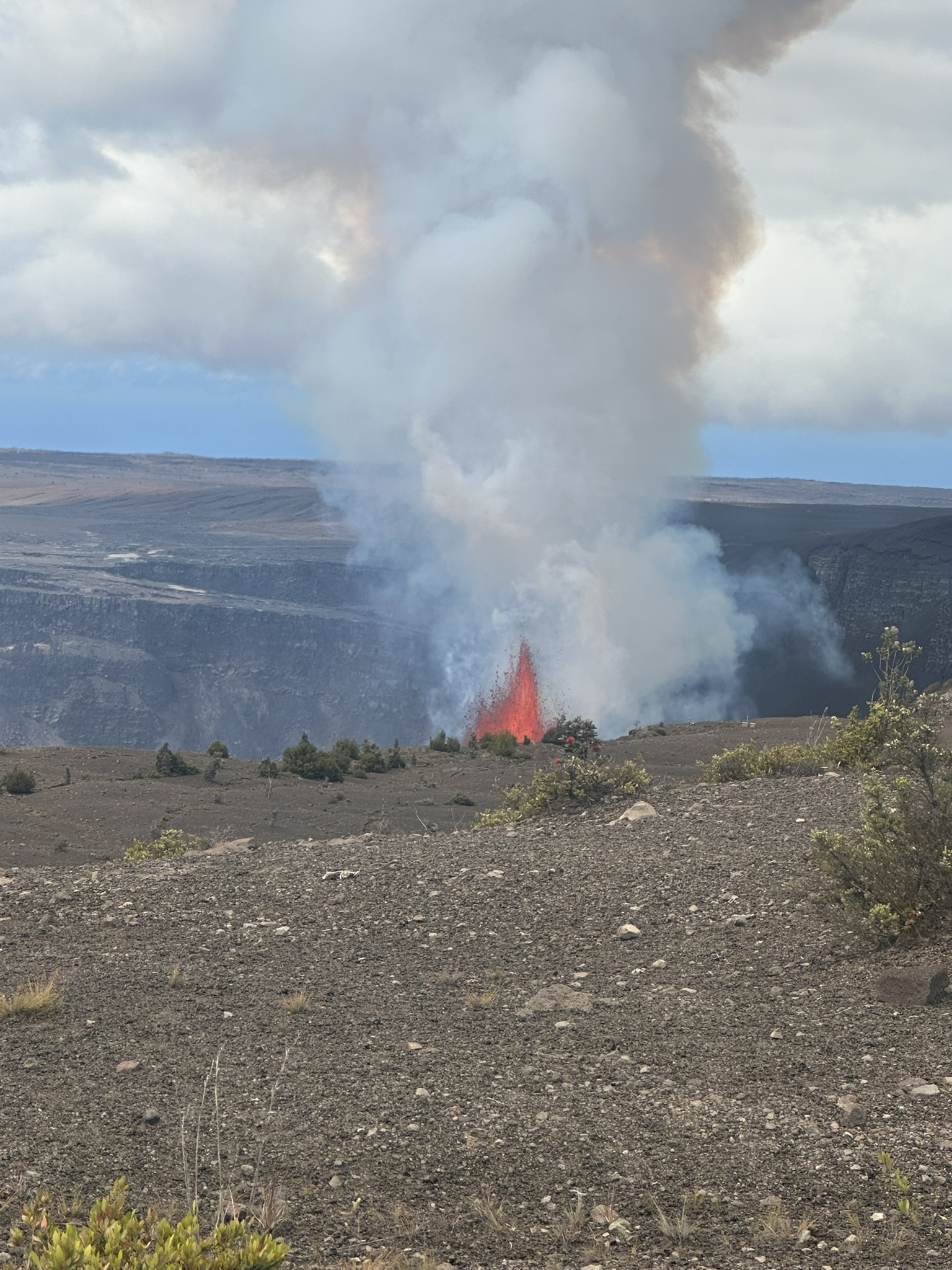 Hawaii - Kilauea Erupting - Image 708