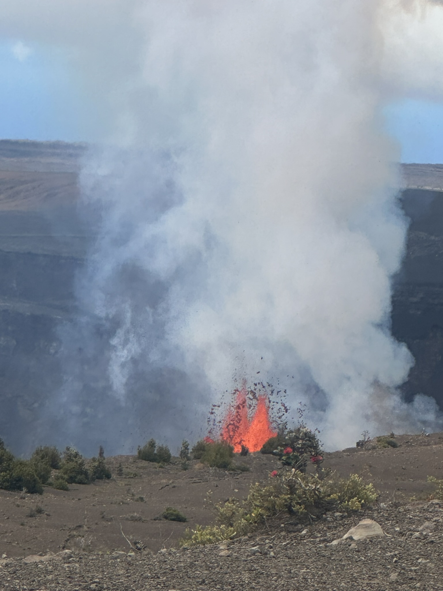 Hawaii - Kilauea Erupting - Image 711