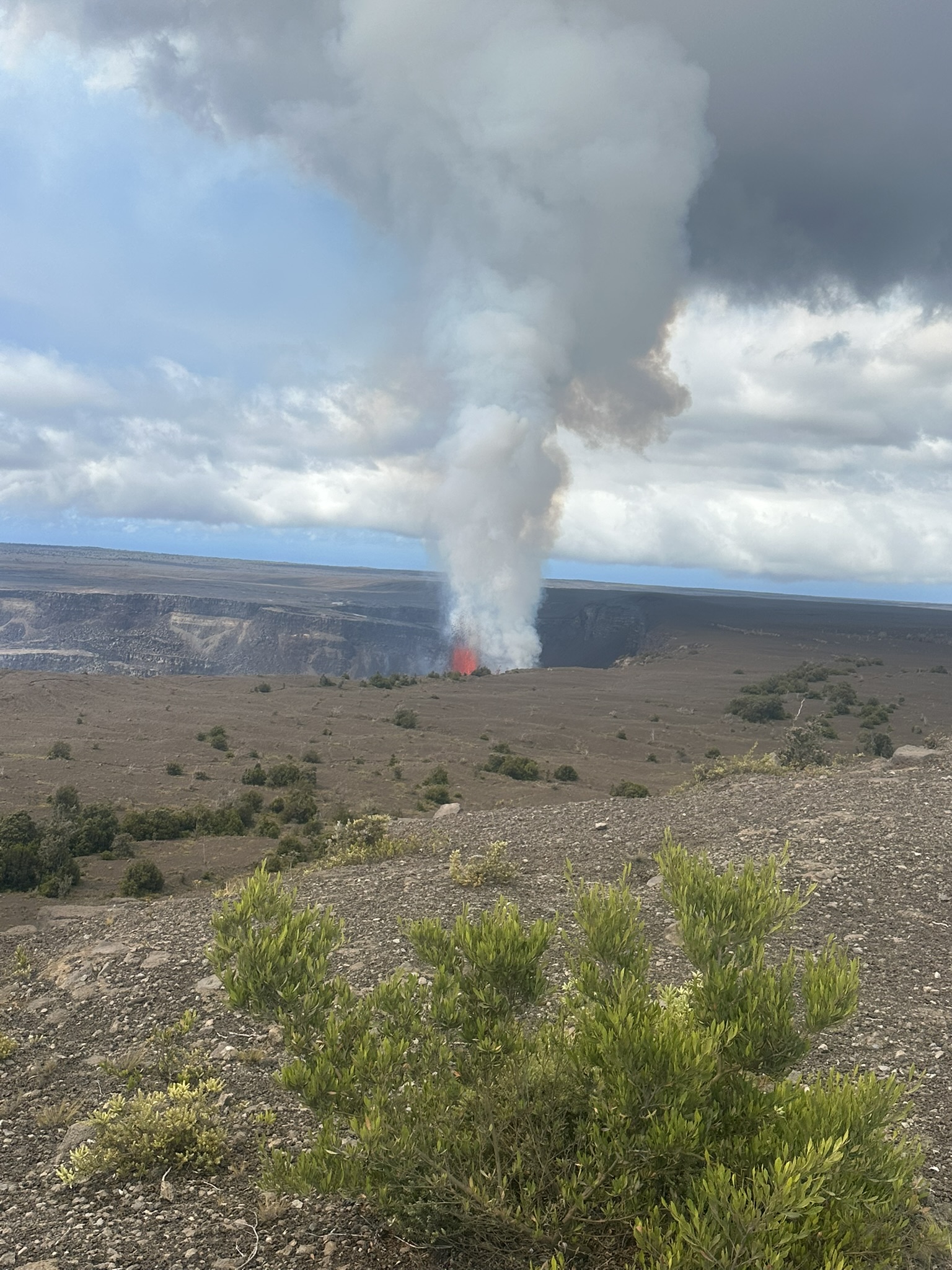 Hawaii - Kilauea Erupting - Image 714