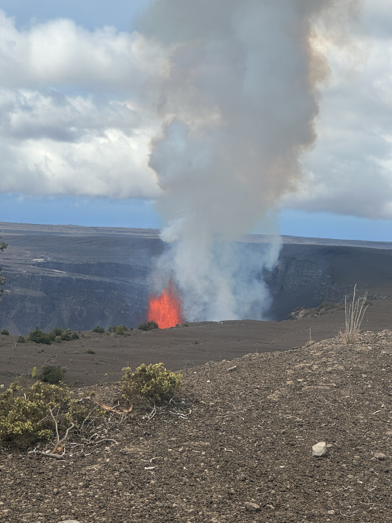 Hawaii - Kilauea Erupting - Image 727