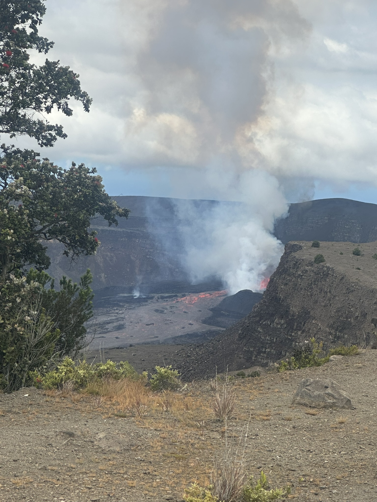 Hawaii - Kilauea Erupting - Image 747